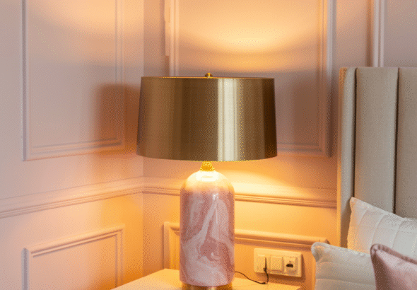 blush-pink-marble-based-table-lamps-with_S3xmoHuXSeq4mcrMWu7vvA_cUuZSEwSQ12EhHcP52jH6A